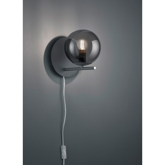 'Wall lamp'