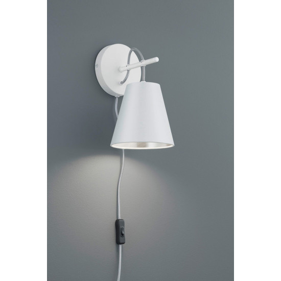 'Wall lamp'